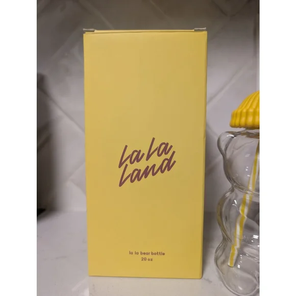 La La Land Yellow Glass Bear Cup Bottle 20 oz Bearista Cold Cup Collectible - Picture 6 of 6